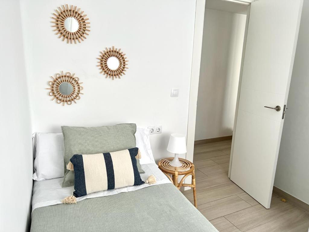 Acogedor Apartamento Cerca De La Playa Lägenhet Valencia Exteriör bild